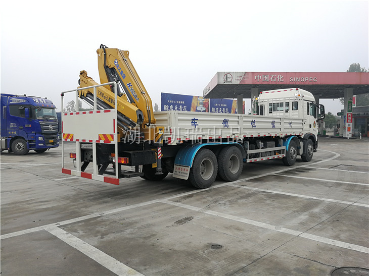 DWJ5310JJH5型計量檢衡車(右后) DWJ5310JJH5型計量檢衡車(右后)