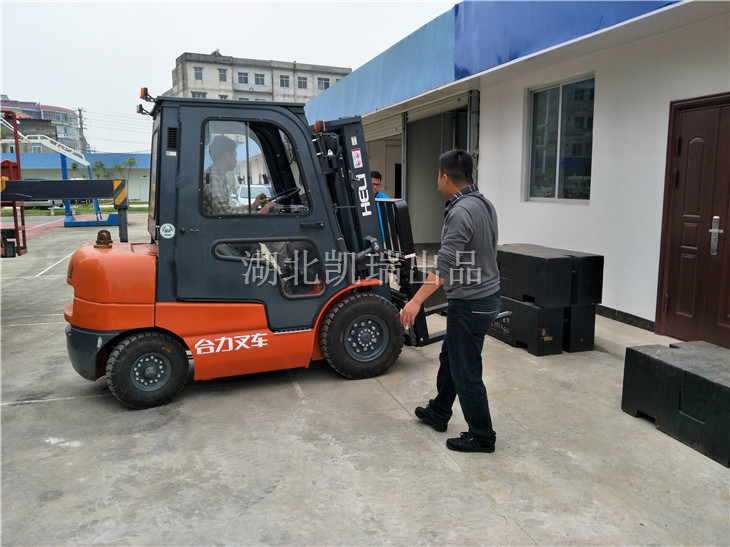 �z��܇�S܇��܇���\���a