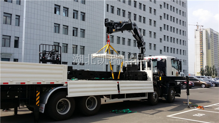 ܇���ڰ�ɂȴ��_���I(y��)